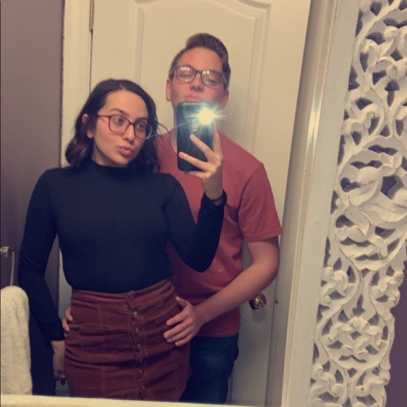 Meet your Posher, Miranda - Picture 2 of 2